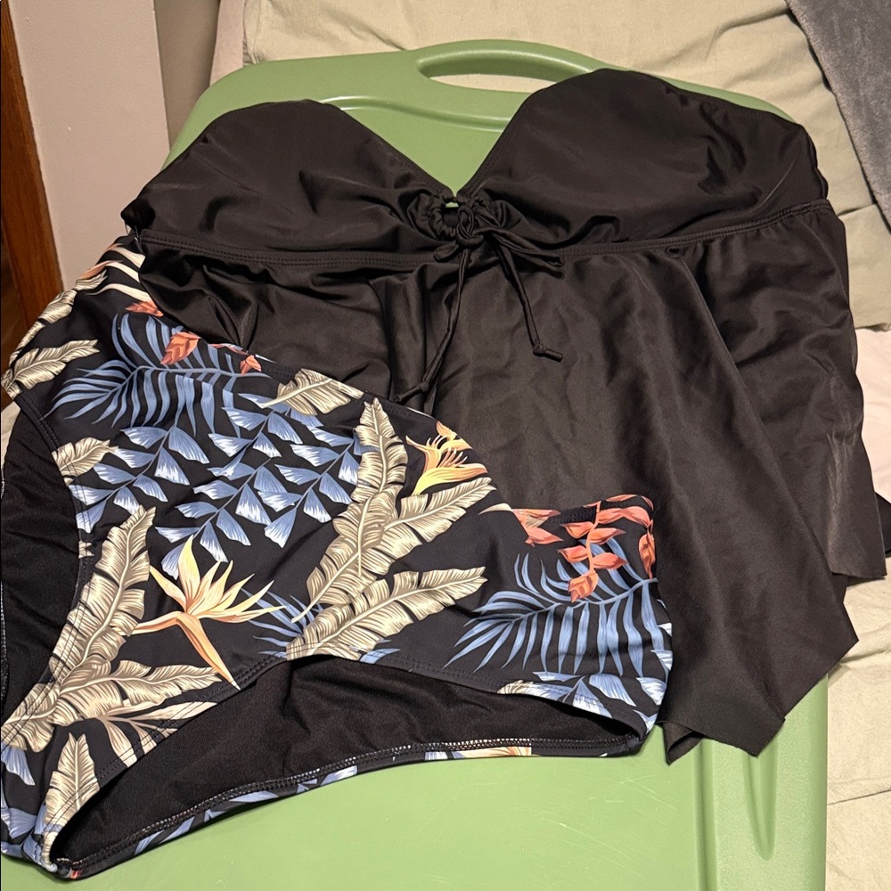 Black Floral Two-Piece Swimsuit